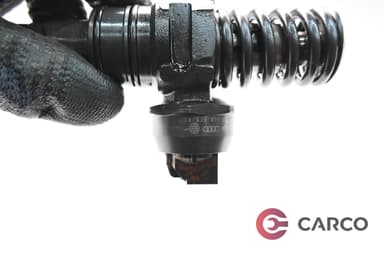 Дюза дизел 038130073 14504 за VW GOLF Mk IV (1J1) 1.9 TDI 4motion (1997 - 2005)