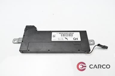 Усилвател антена A 203 820 79 89 за MERCEDES-BENZ C-CLASS T-Model (S203) C 200 CDI (203.207) (2001 - 2007)