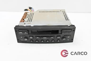 Радио касетофон 964544367700 за PEUGEOT 307 Estate (3E) 1.6 16V (2002)