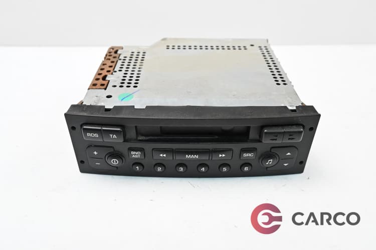 Радио касетофон 964544367700 за PEUGEOT 307 Estate (3E) 1.6 16V (2002)