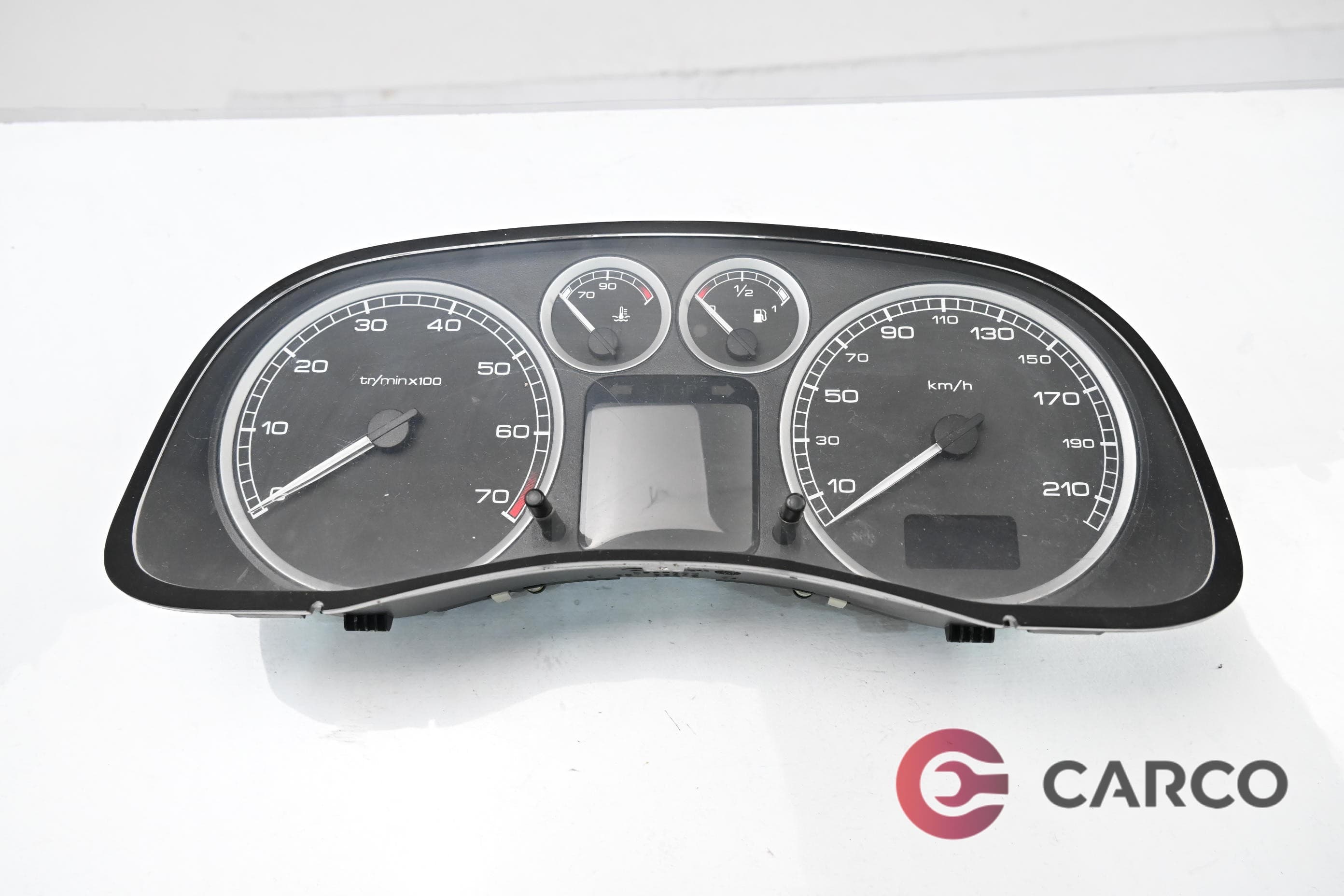 Километраж P9645768480 за PEUGEOT 307 Estate (3E) 1.6 16V (2002)