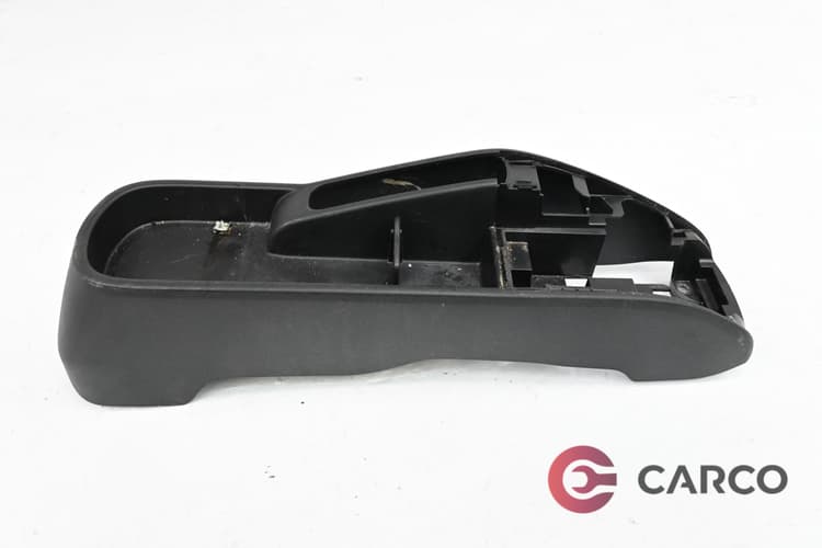 Централна конзола за MAZDA 2 (DE) 1.3 (2007 - 2015)