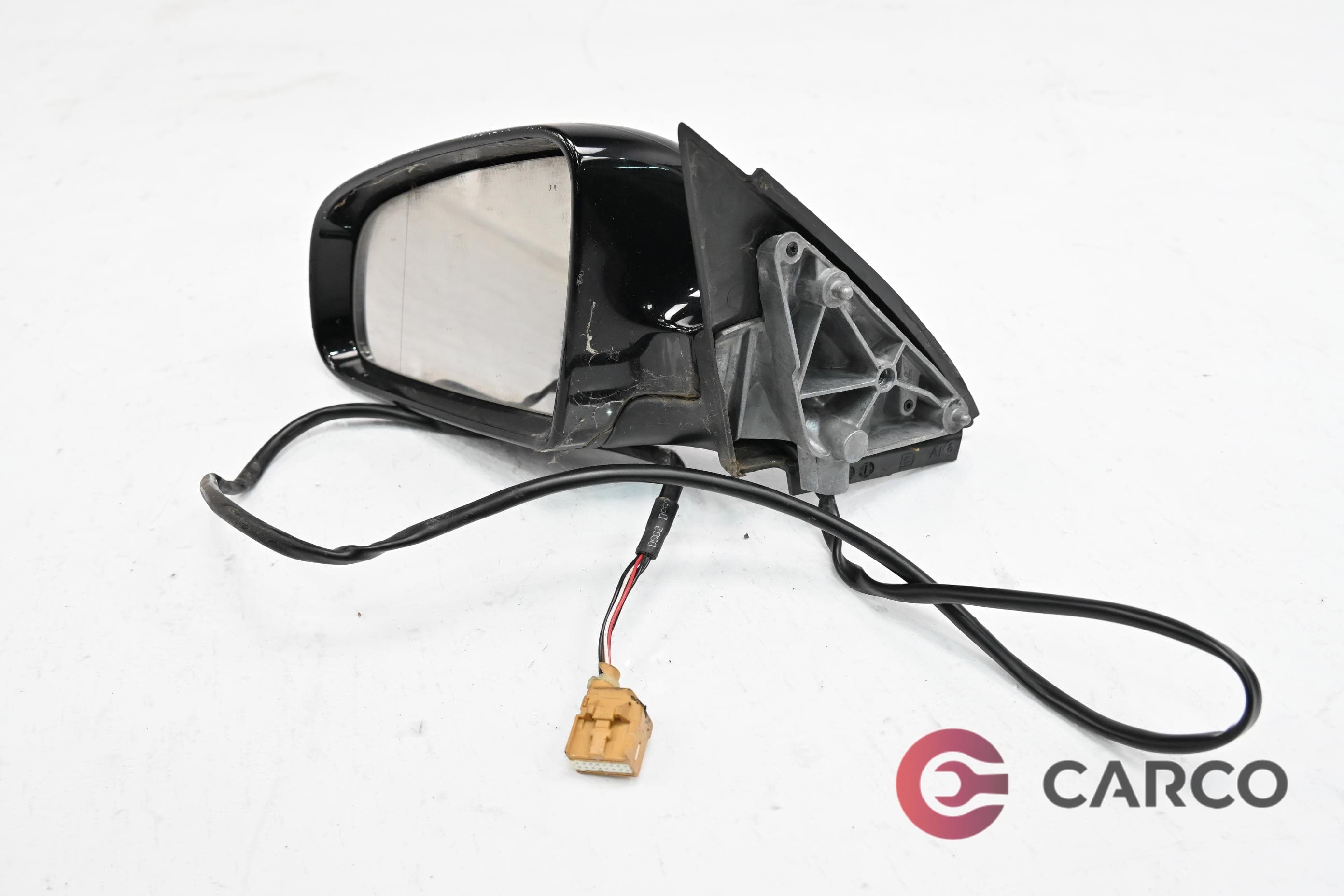 Огледало ляво за AUDI A4 седан (8EC, B7) 2.5 TDI (2004 - 2008)