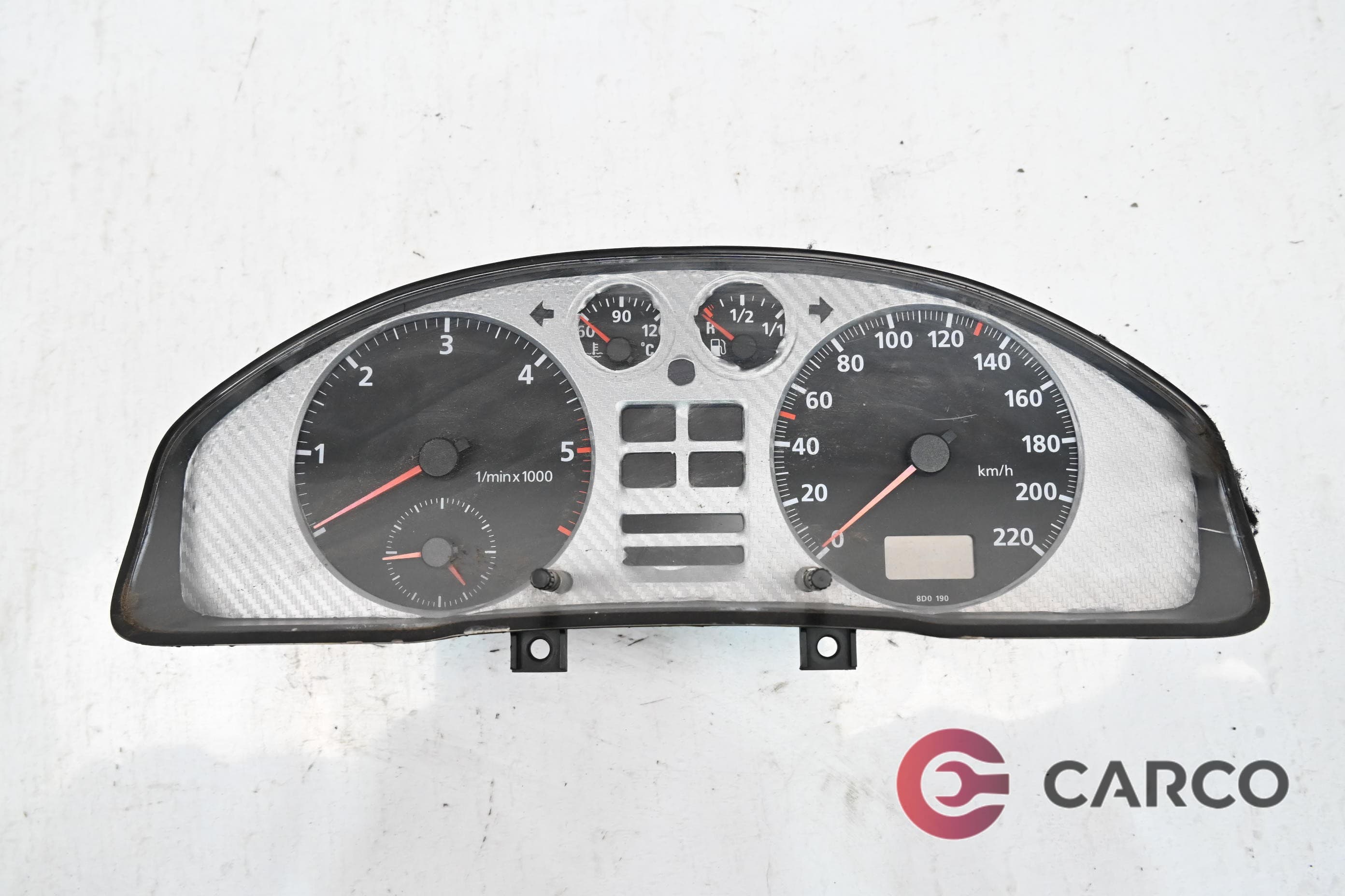 Километраж 110008695 за AUDI A4 Avant (8D5, B5) 1.9 TDI (1994 - 2001)