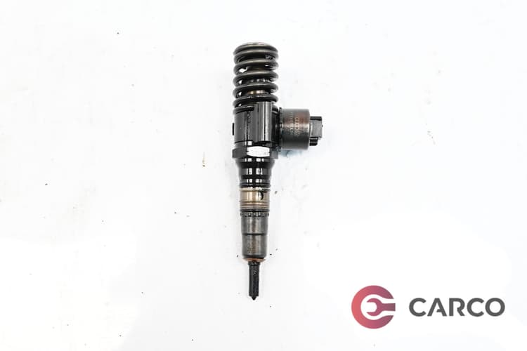 Дюза дизел 03G 130 073/70616 за VW GOLF V (1K1) 2.0 TDI 16V 4motion (2003 - 2009)