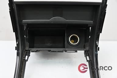 Пепелник GDK1-64361 за MAZDA 6 combi-coupe (GH) 2.0 MZR-CD (2008)