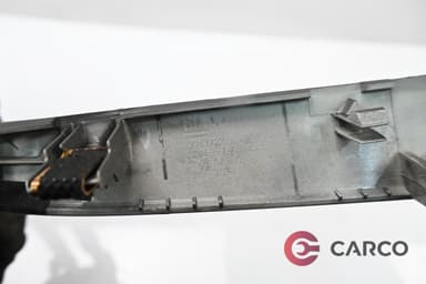 Лайсна около скоростен лост 22751722 за CHEVROLET CAPTIVA FACELIFT (C100, C140) 2.2 D 4WD (2006)