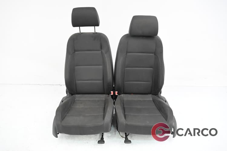 Седалки предни за VW GOLF V (1K1) 1.6 FSI (2003 - 2009)