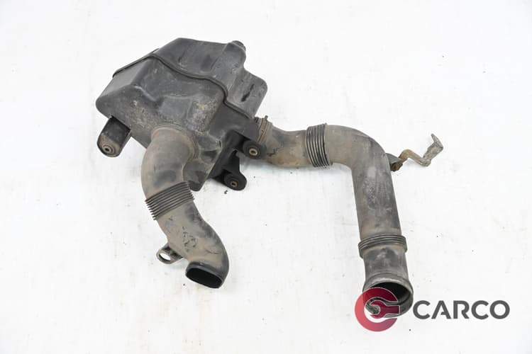 Кутия въздушен разширител за VW GOLF V (1K1) 1.6 FSI (2003 - 2009)