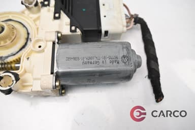 Машинка ел стъкло задна дясна 1K4839402C за VW GOLF V (1K1) 1.6 FSI (2003 - 2009)