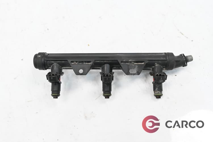 Горивна рейка с дюзи 03E133320A 03E906031A за SKODA FABIA Combi 1.2 (2007 - 2014)
