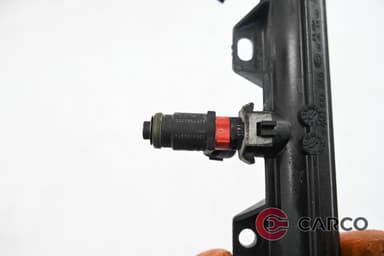 Горивна рейка с дюзи 03E133320A 03E906031A за SKODA FABIA Combi 1.2 (2007 - 2014)