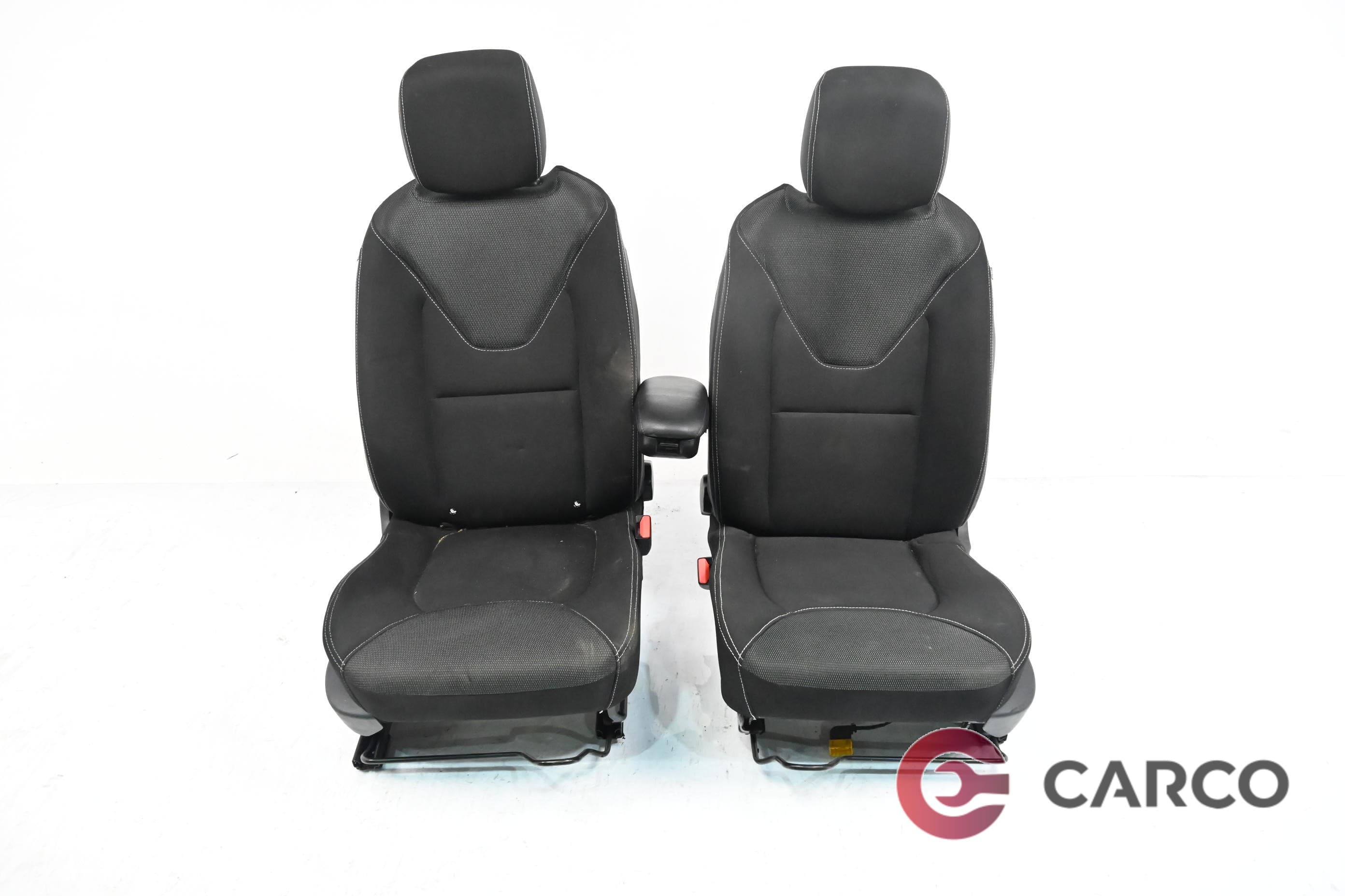 Седалки предни за RENAULT CLIO Grandtour IV 1.5 dCi 90 (2013)