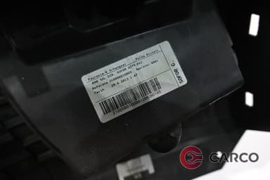 Лайсна под волан с копчета реглаж светлина табло и фарове 210098010009 за RENAULT CLIO Grandtour IV 1.5 dCi 90 (2013)