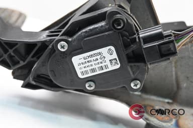 Педал газ и спирачка 180029347R за RENAULT CLIO Grandtour IV 1.5 dCi 90 (2013)