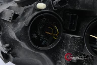 Фар десен 260102796R за RENAULT CLIO Grandtour IV 1.5 dCi 90 (2013)