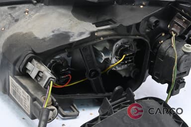 Фар десен за PEUGEOT 206 хетчбек (2A/C) 1.4 16V (1998)