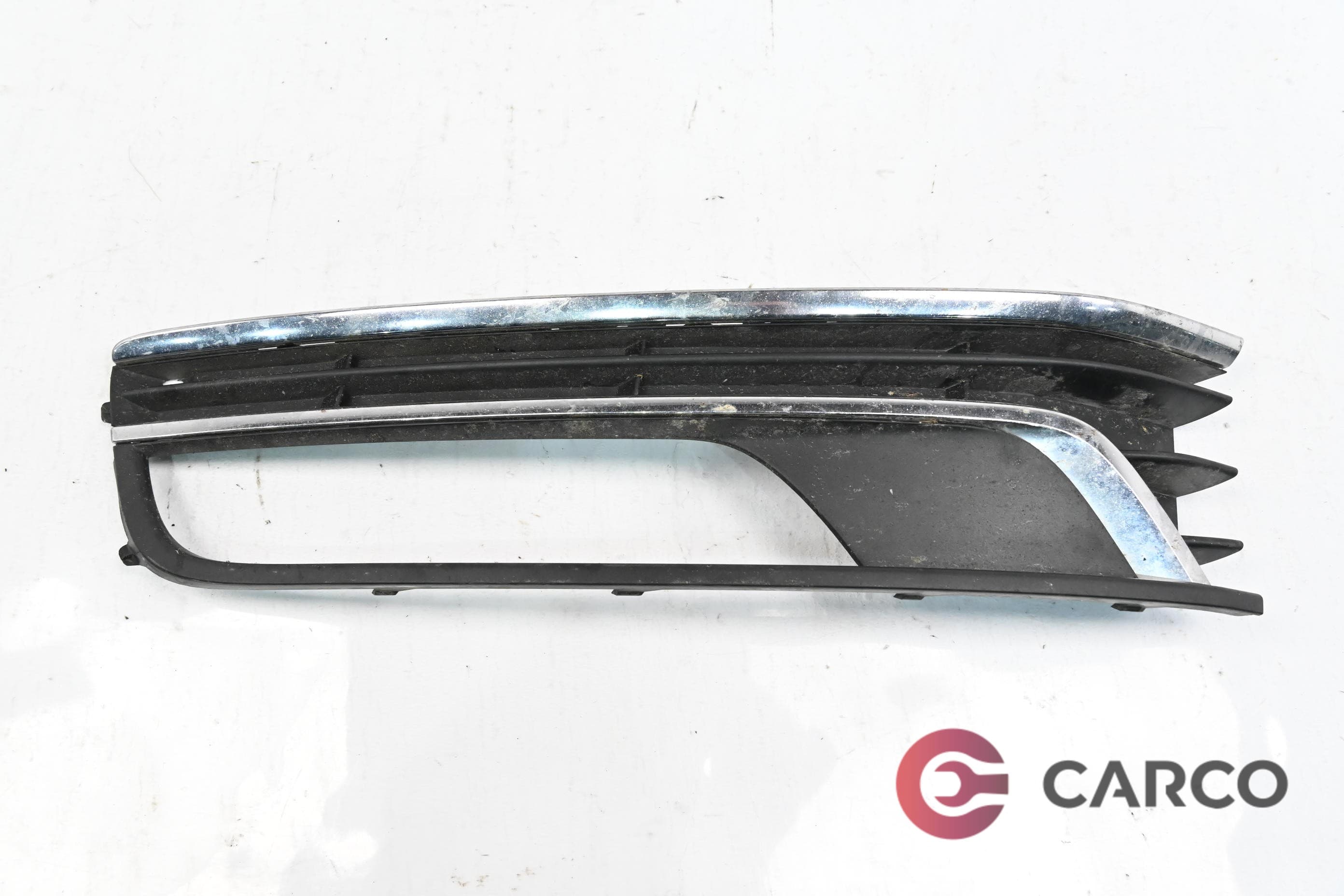 Лайсна около халоген лява за VW PASSAT Variant B7 (365) 2.0 TDI (2010 - 2014)