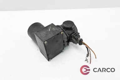Вакуум помпа централно заключване 443862257A за VW JETTA II седан (19E, 1G2, 165) 1.6 (1983 - 1992)