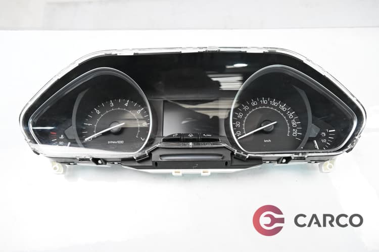 Километраж 9678558780 за PEUGEOT 208 1.2 (2012)