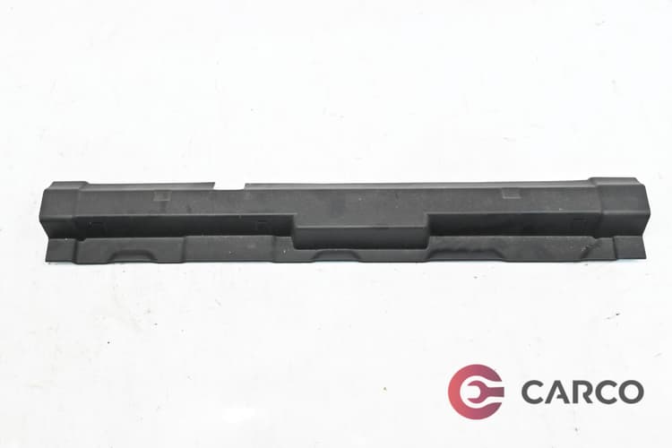 Интерирона лайсна 3G9 863 409 за VW PASSAT Variant B8 (3G5) 1.6 TDI (2014)