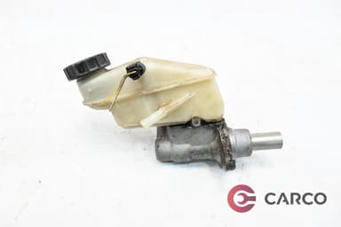 Спирачна помпа с казанче за TOYOTA YARIS/VITZ (SCP9_, NSP9_, KSP9_, NCP9_, ZSP9_) 1.3 VVT-i (2005)