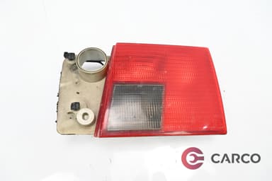 Стоп вътрешен десен 4A0945094E за AUDI A6 седан (4A, C4) 2.5 TDI (1994 - 1997)