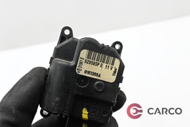 Моторче клапа парно 929585P 0161368A за JEEP GRAND CHEROKEE III (WH, WK) 3.0 CRD 4x4 (2005 - 2010)