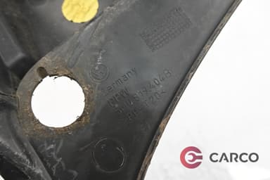 Лайсна под чистачки дясна 5M0819404B за VW GOLF PLUS (5M1, 521) 1.6 FSI (2005 - 2013)