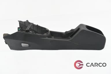 Конзола около скоростен лост и ръчна спирачка за CITROEN C3 II 1.4 (2009)