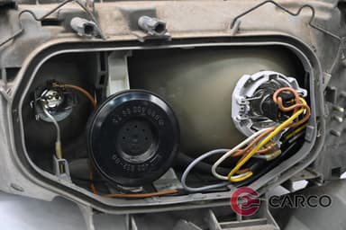 Фар десен за MERCEDES-BENZ 190 седан (W201) E 1.8 (201.018) (1982 - 1993)
