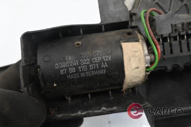 Моторче чистачки предни 0 390 241 233 за FORD SIERRA (GBG, GB4) 2.0 i (1987 - 1993)