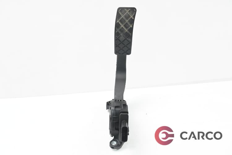 Педал газ 8K1 821523A за AUDI A4 Avant FACELIFT (8K5, B8) 2.0 TDI (2007 - 2015)