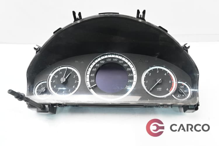 Киломертраж A212 900 33 133 за MERCEDES-BENZ E-CLASS T-Model (S212) E 200 CDI / BlueTEC (212.205, 212.206) (2009)