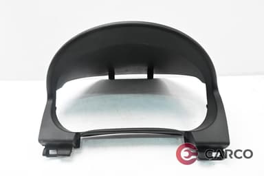 Конзола около километраж EH4460360 за MAZDA CX-7 (ER) Facelift 2.2 MZR-CD (2006)