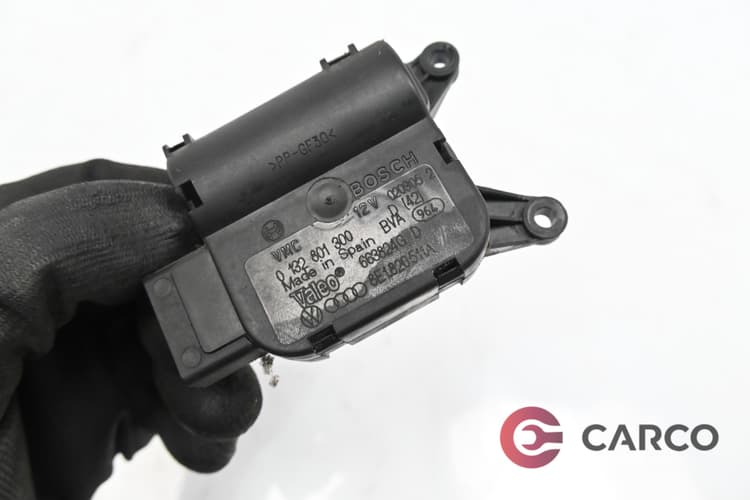 Моторче клапа парно 0 132 801 300 / 8E1820511A за AUDI A4 Avant (8ED, B7) 2.0 TDI quattro (2004 - 2008)
