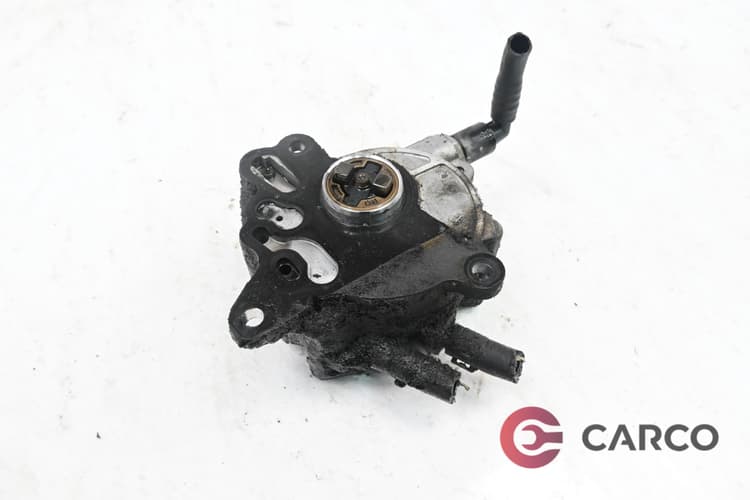 Вакуум помпа 03G145209 за VW PASSAT седан B6 (3C2) 2.0 TDI (2005 - 2010)