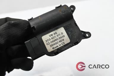Моторче клапа парно 3C0907511D за VW PASSAT седан B6 (3C2) 2.0 TDI (2005 - 2010)