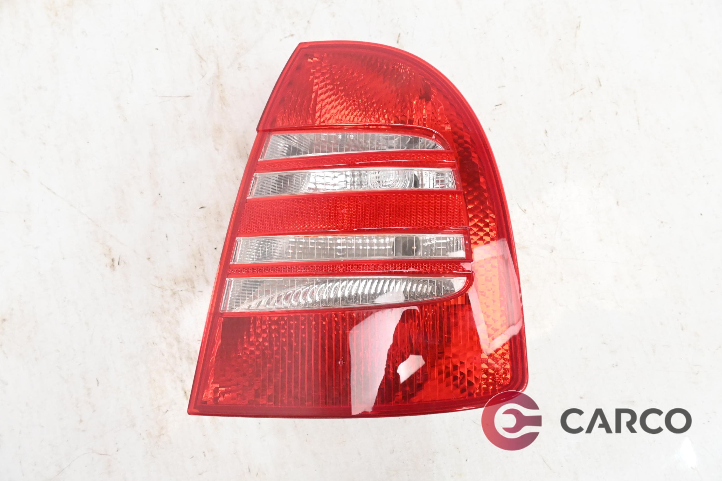 Стоп десен за SKODA SUPERB седан (3U4) 2.5 TDI (2001 - 2008)