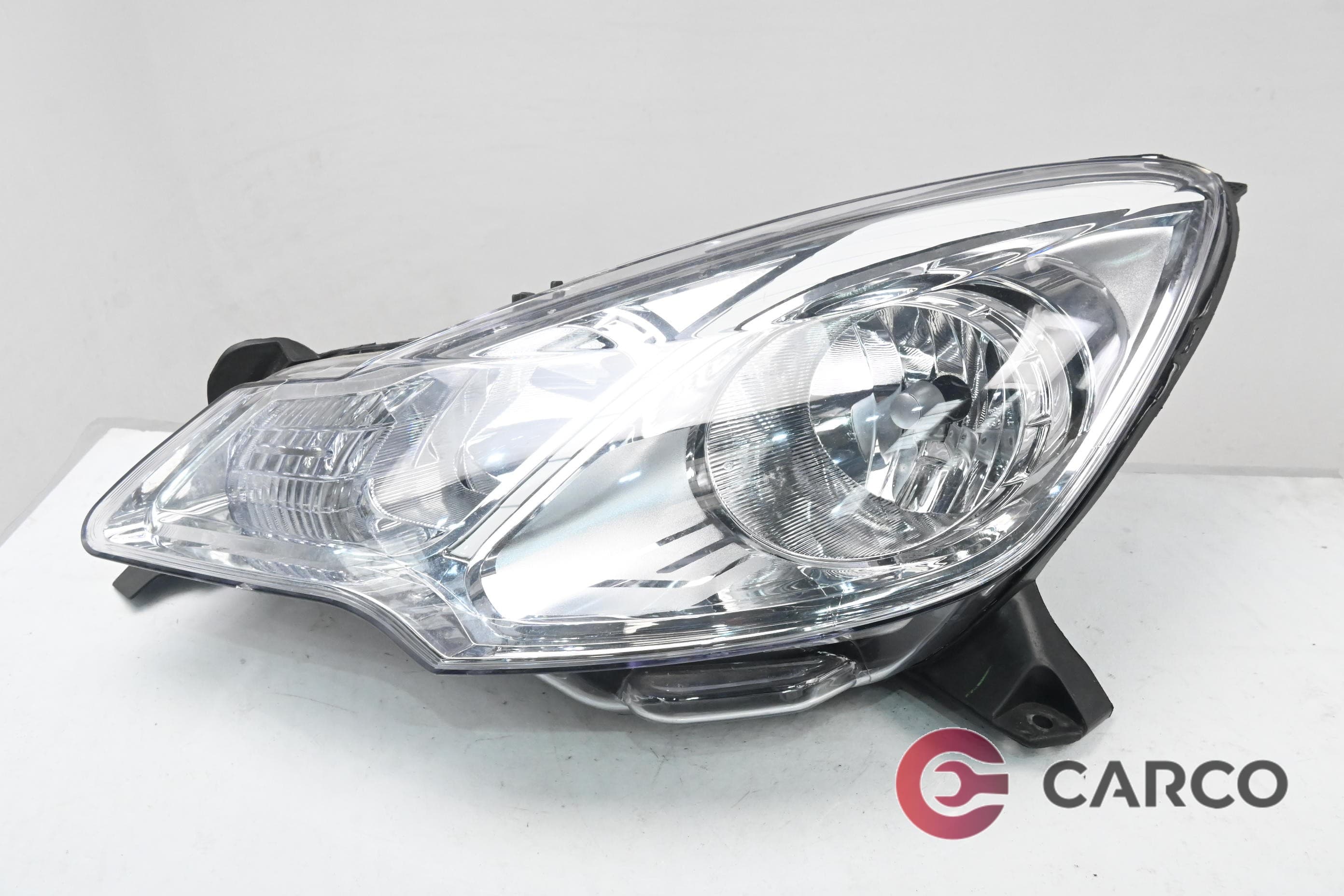 Фар ляв за CITROEN C3 II 1.6 BlueHDi 75 (2009)