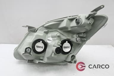 Фар десен за TOYOTA COROLLA Verso (ZDE12_, CDE12_) 2.0 D-4D (2001 - 2004)