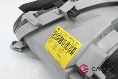 Фарове комплект 2 броя с баласти 0 301 166 272 за MERCEDES-BENZ C-CLASS седан (W203) C 270 CDI (203.016) (2000 - 2007)