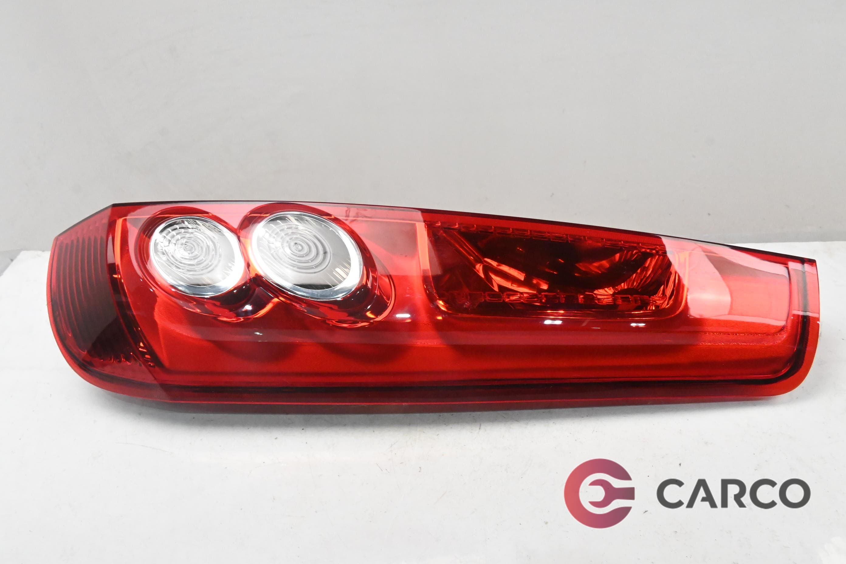 Стоп десен за FORD FIESTA V Van 1.3 (2003)