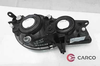 Фар ляв за TOYOTA COROLLA седан (_E11_) 1.4 16V (ZZE111_) (1997 - 2002)