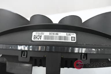 Километраж 365903926 за OPEL INSIGNIA комби 2.0 CDTI 4x4 (2008)