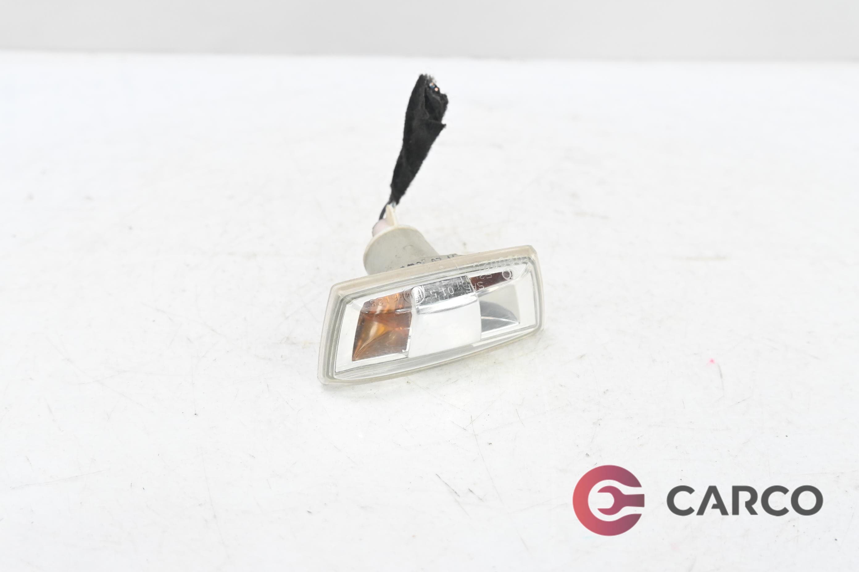 Мигач в калник за OPEL INSIGNIA комби 2.0 CDTI 4x4 (2008)
