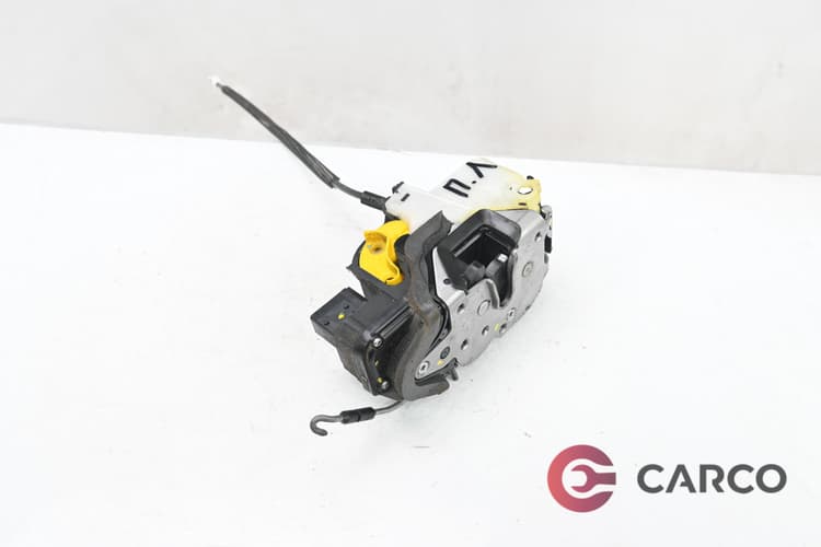Брава врата предна лява за OPEL INSIGNIA комби 2.0 CDTI 4x4 (2008)