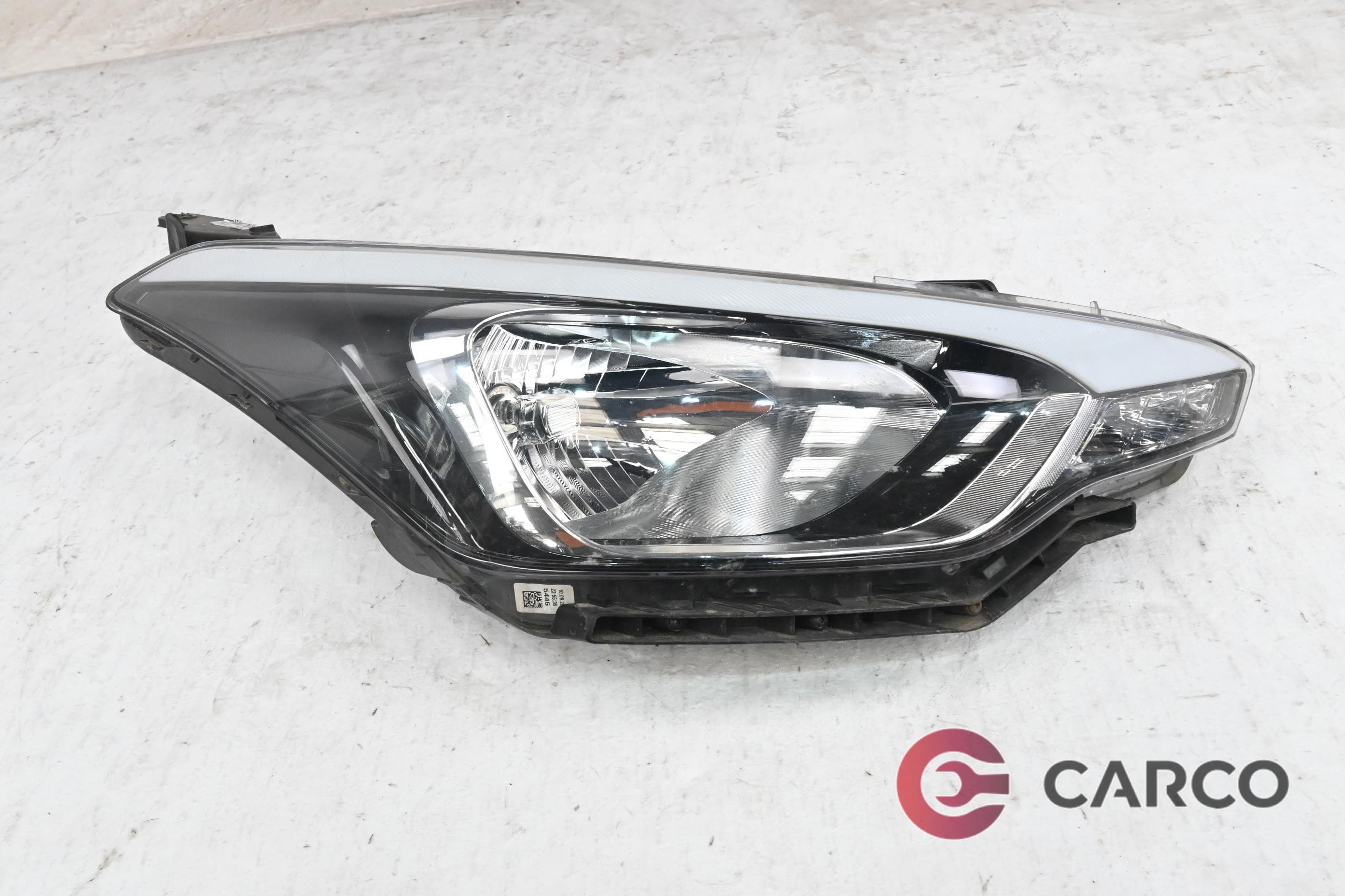 Фар десен за HYUNDAI i20 ACTIVE FACELIFT (GB) 1.2 (2014)