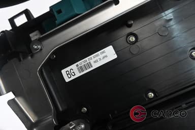 Управление мултимедия и климатроник за OPEL INSIGNIA комби 2.0 CDTI (2008)