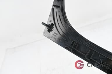 Интериорна лайсна 13221845 за OPEL INSIGNIA комби 2.0 CDTI (2008)
